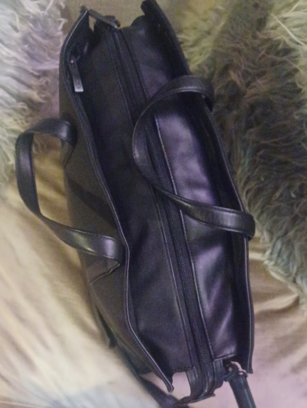 TUMI Black Leather Hard Nylon Canvas Crossbody Top Carry Travel Bag Xl - Picture 3 of 12